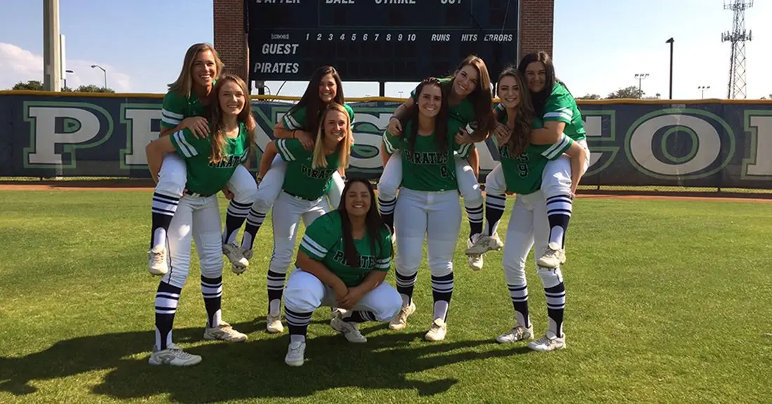 The 2016 Pensacola State Pirates freshman class posing on the field